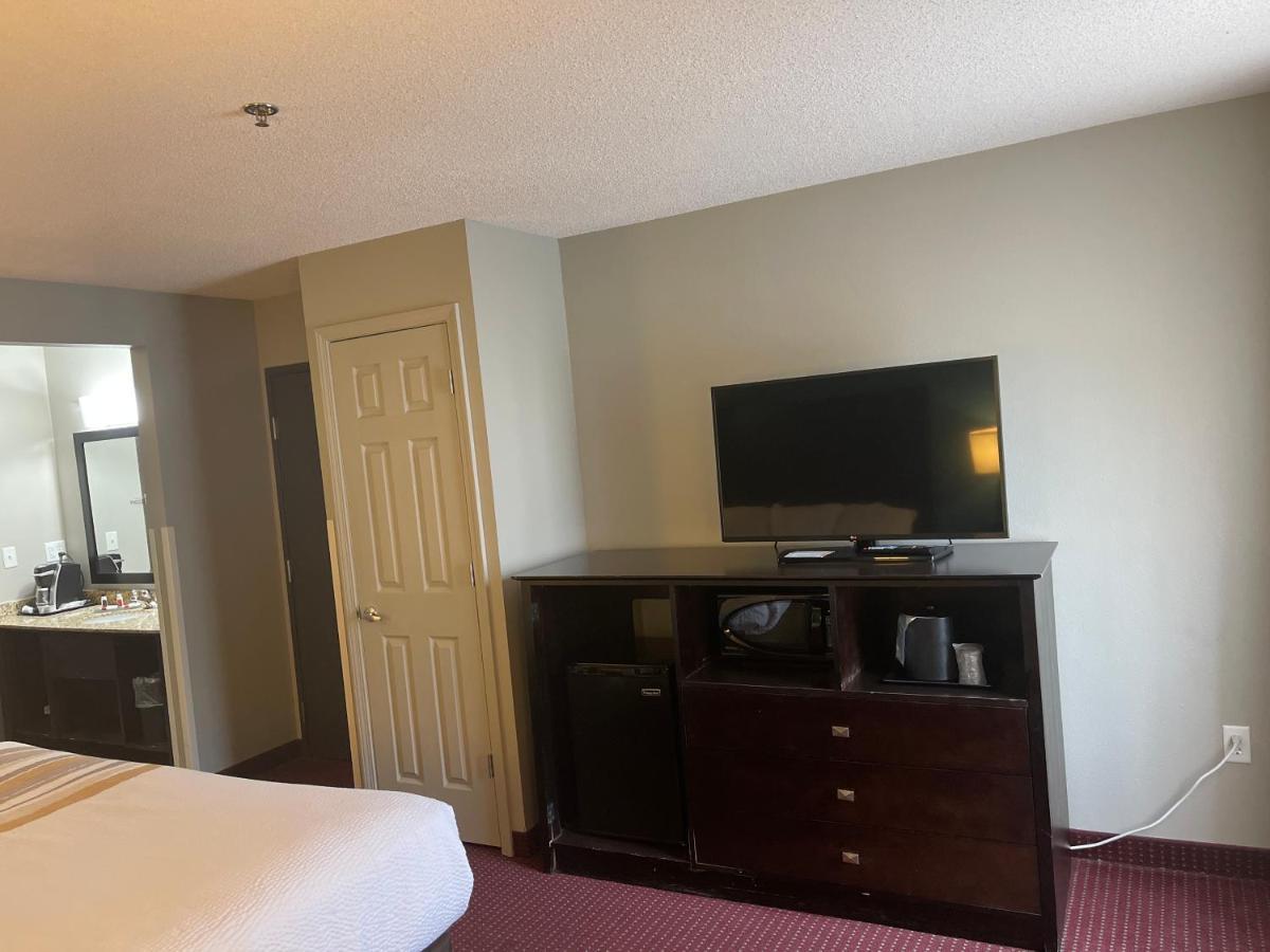 La Quinta By Wyndham O'Fallon, Il - St. Louis Luaran gambar